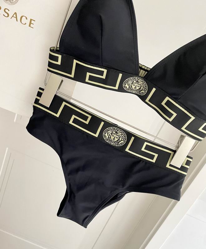 Versace S-XL 134 (4)